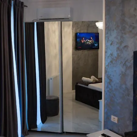 Ingrid Apartament Zig Zag Mamaia Nord アパート ナボダリ