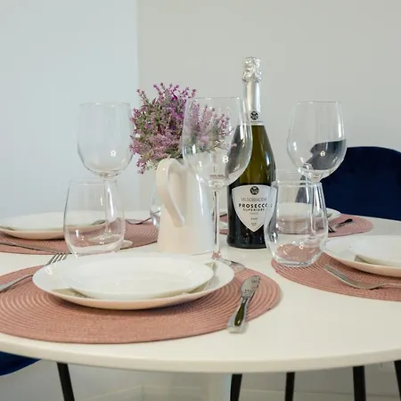 アパート Ingrid Apartament Zig Zag Mamaia Nord *