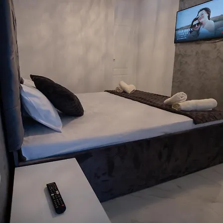 Ingrid Apartament Zig Zag Mamaia Nord Daire *
